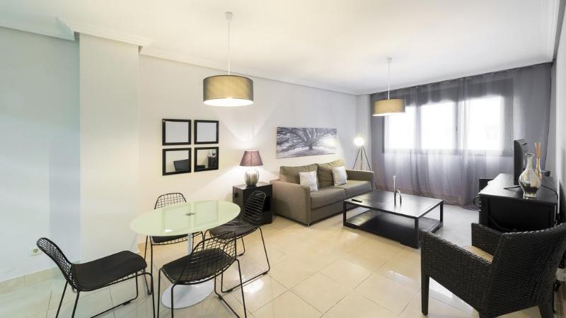Wootravelling Plaza De Oriente Homtels Apartment มาดริด ภายนอก รูปภาพ